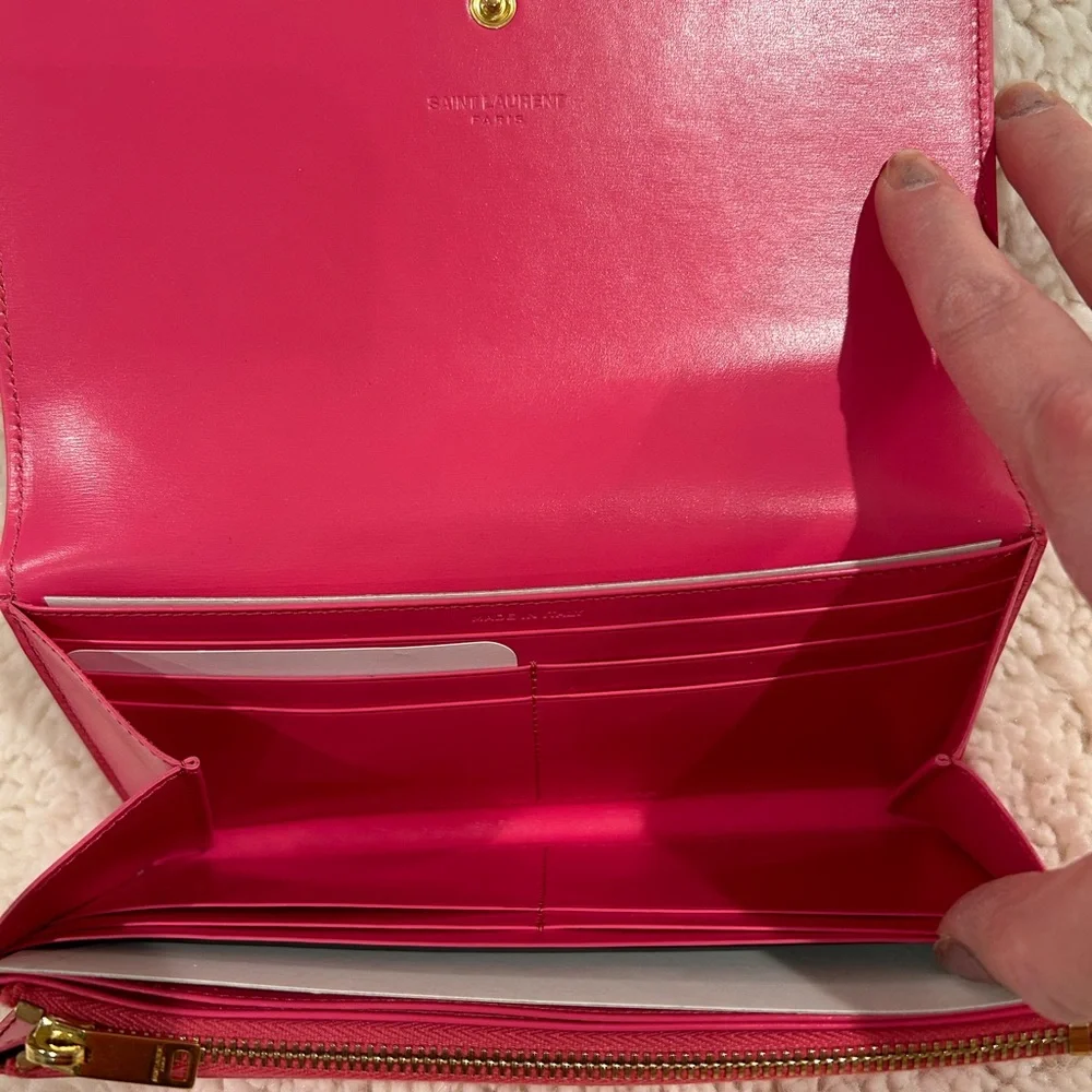 YSL Continental Leather Wallet in Pink